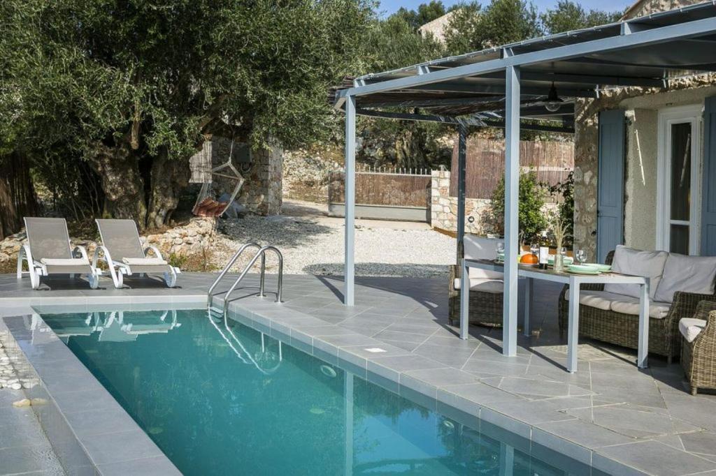 Mánganos Aelia Cottage מראה חיצוני תמונה